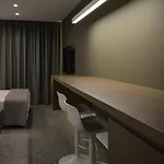Eleven Views Ήλια