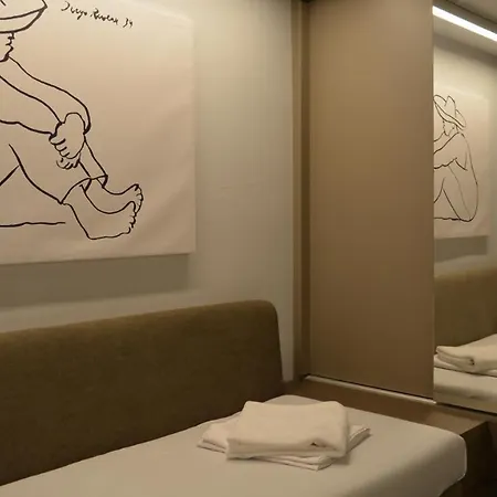 Ξενοδοχείο με διαμερίσματα Eleven Views